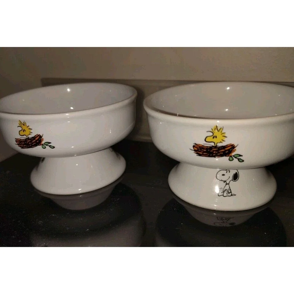 Vintage 1965 Peanuts Snoopy Woodstock Ceramic Ice Cream Pedestal Bowls Set of 2